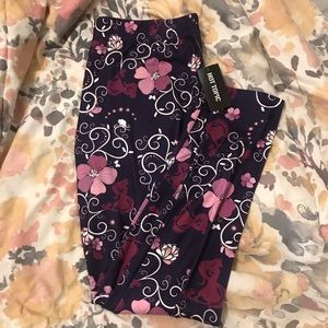 NEW Rapunzel Tangled Princess Leggings Disney